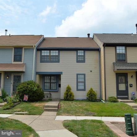 Foto principal - 304 Livingston Ct