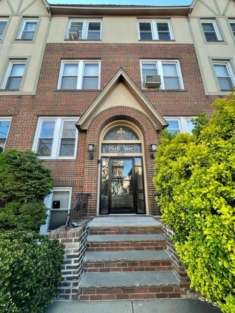 Primary Photo - 8600 1st Ave