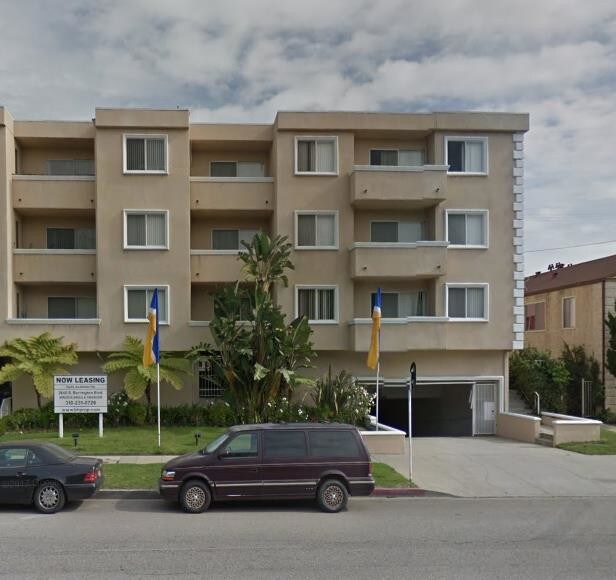 Foto principal - 2440 S Barrington Ave