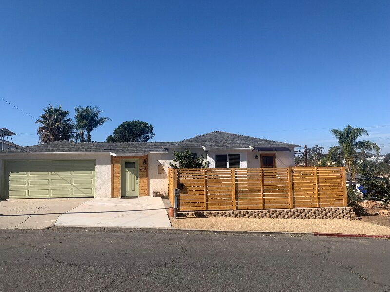 Foto principal - 4180 Blackton Dr
