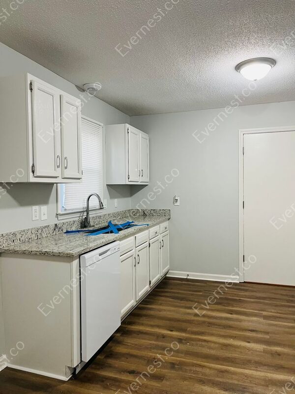 Foto del edificio - 442 Spring St SW