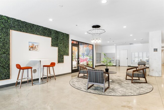 Foto del edificio - 1800 E 4th St