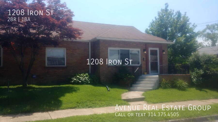 Foto principal - 1208 Iron St-