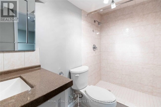 Building Photo - 149 Rouge River Dr