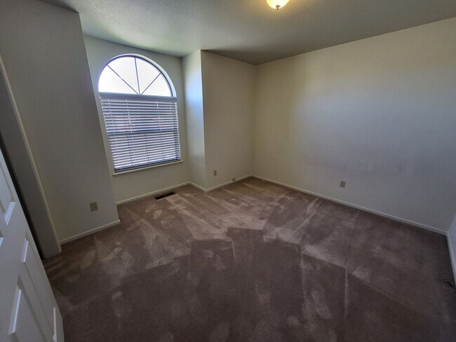 Foto del edificio - Pets Welcome! Lovely Corner House- 301 Cor...