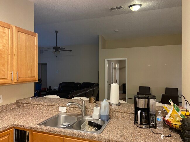 Foto del edificio - 2817 Woodruff Dr