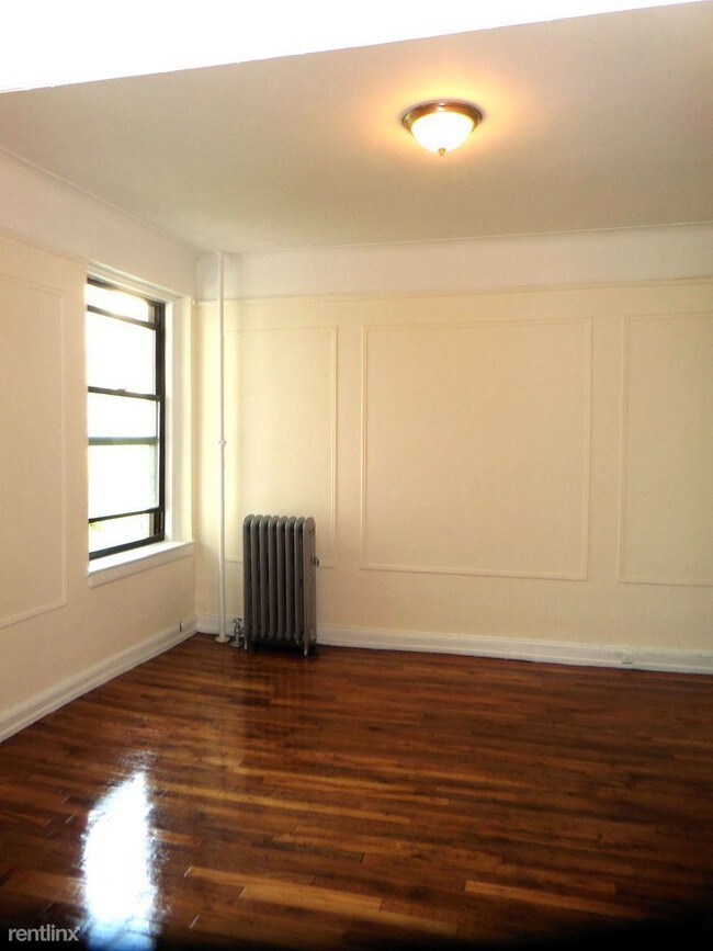 Building Photo - 2 br, 1 bath Apartment - 2532 33rd St