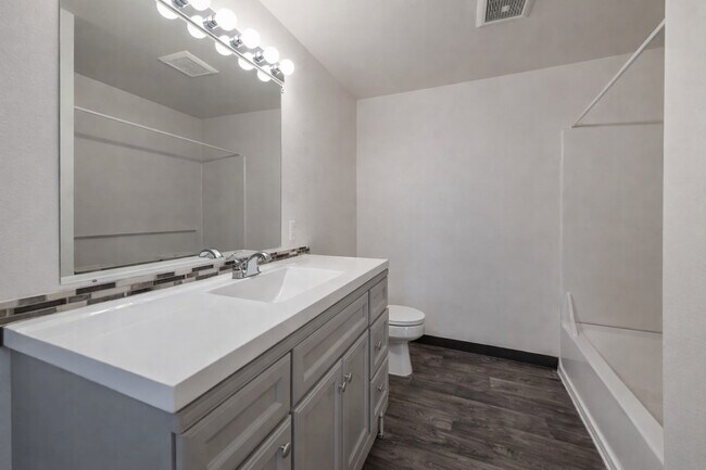 Baño - Fairview Oaks Woods