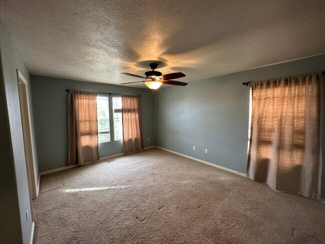 Building Photo - 8267 S 6430 W