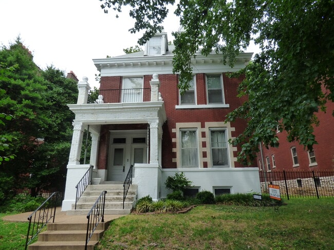 Building Photo - 3515 Halliday Ave