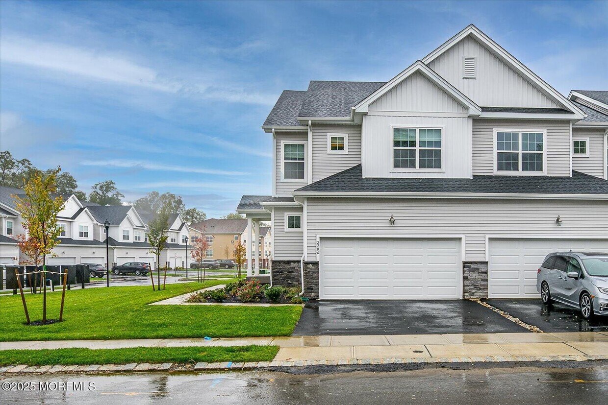 Foto principal - 2206 Pilot St