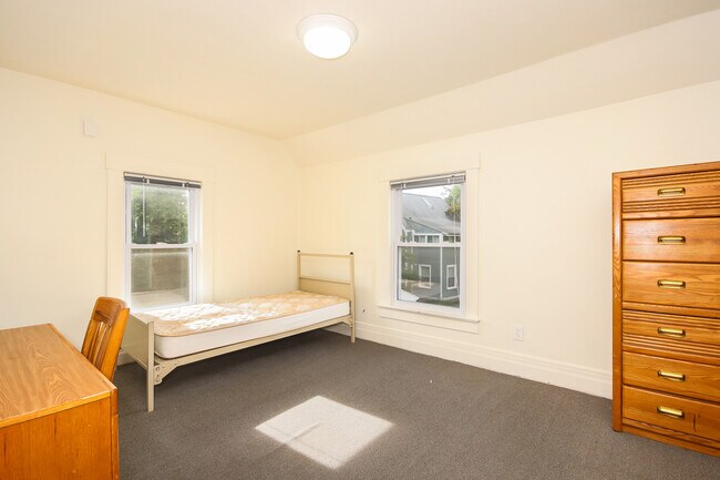 Foto del edificio - 507 Mack Rd