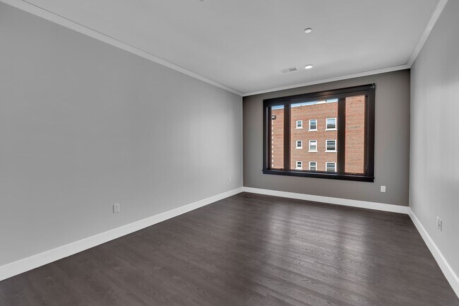Interior Photo - Nineteen North