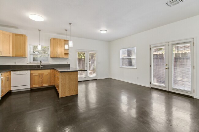 Foto del edificio - 3108 2nd Ave