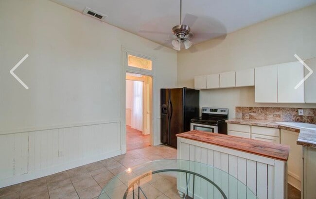 Building Photo - 2814 Avenue O 1/2