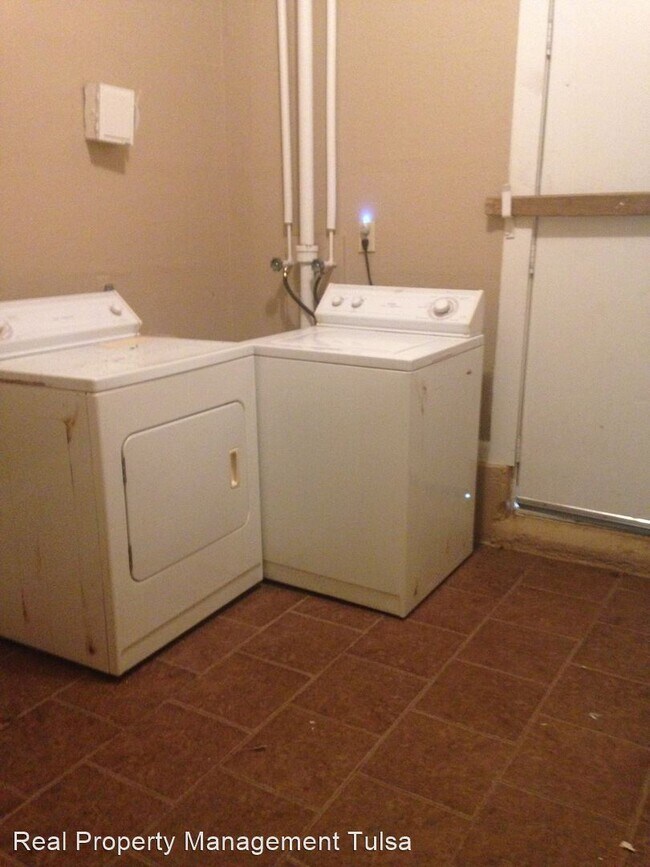Foto del edificio - 3 br, 1 bath House - 4731 North Garrison Pl