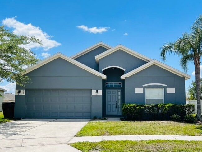 Kissimmee - 3 Bedroom, 2 Bathroom Single Family Home in a Gated Community. - Kissimmee - 3 Bedroom, 2 Bathroom Single Family Home in a Gated Community.
