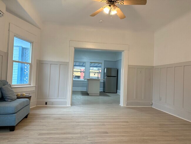 Foto del edificio - 1911 P St