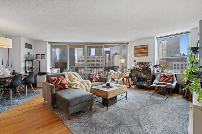 Foto del edificio - 545 N Dearborn St