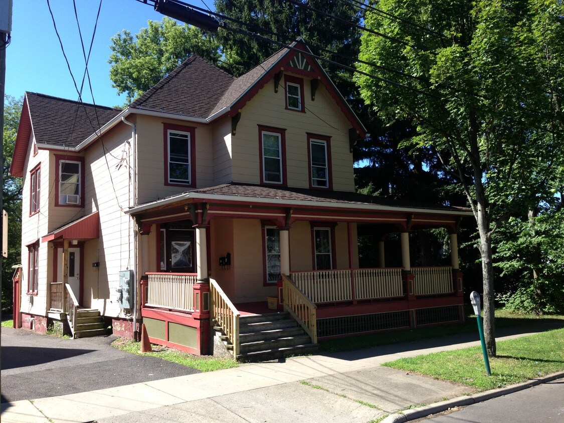 128 Hawley St, Binghamton, NY 13901 House Rental in Binghamton, NY