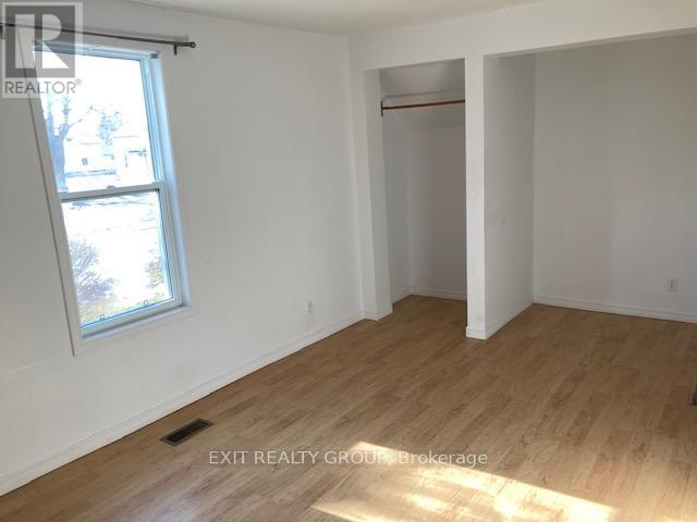 Building Photo - 27 Grove St