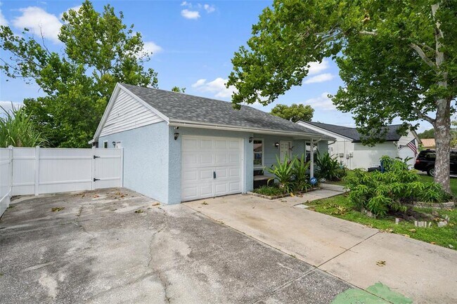 Building Photo - 7724 Arlight Dr