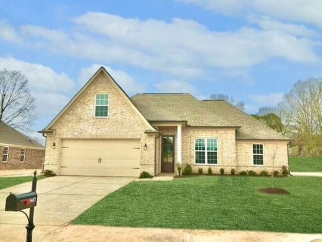 Building Photo - Now Leasing a 4 Bedroom 3 Bath Home in Hor...