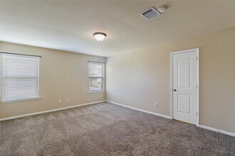 Building Photo - 29102 Jacobs River Dr