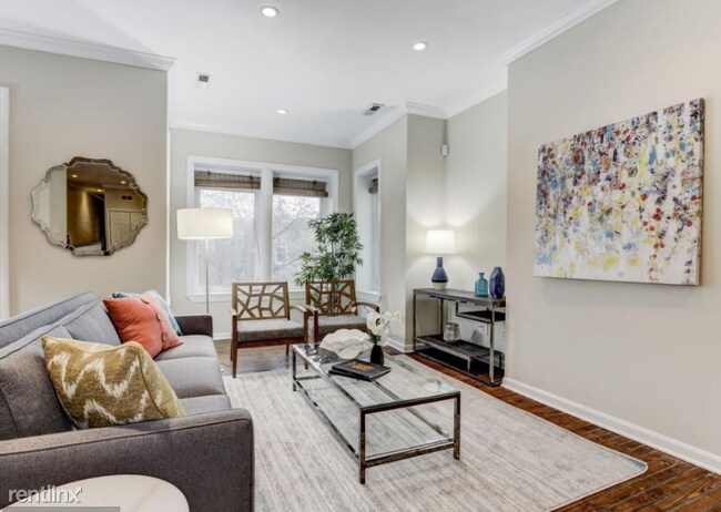 Building Photo - 2 br, 2 bath Condo - 822 7th st NE 2 Unit 2