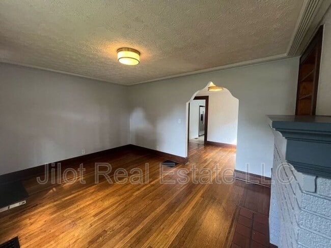 Foto del edificio - 1845 Lakewood Terrace SE