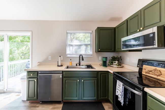 Photo - 868 Virginiabradford Ct House