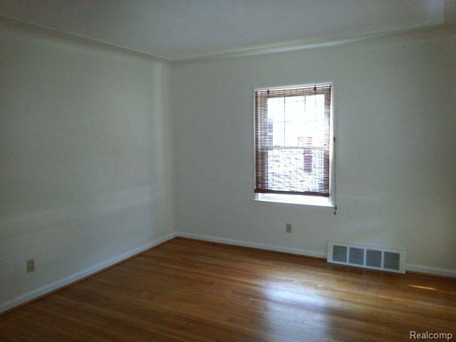 Foto del edificio - 1928 Bacon Ave