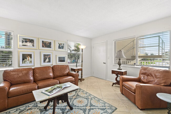 Building Photo - 3600 N Ocean Dr