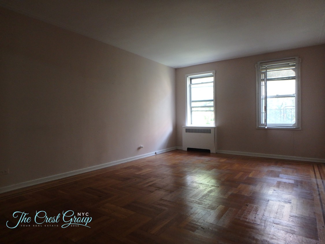 Primary Photo - 150 Bennett Ave