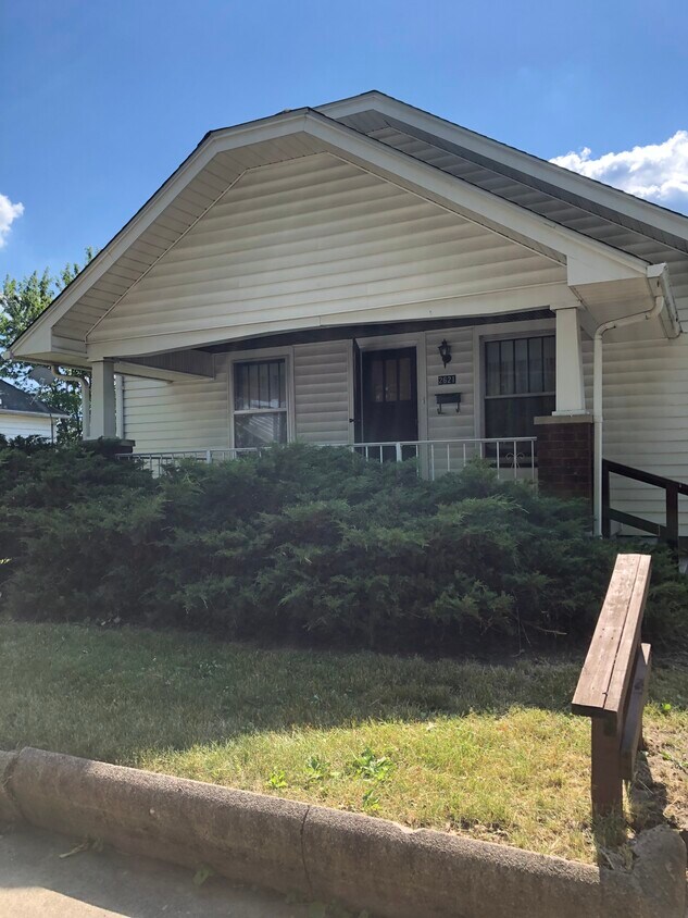 2621 S Center St, Terre Haute, IN 47802 House Rental in Terre Haute