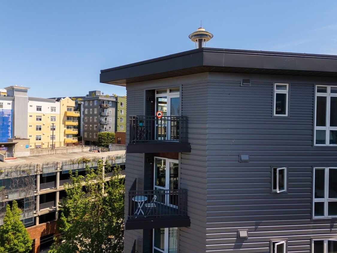 Primary Photo - Matae Condominiums - Lower Queen Anne/Bell...