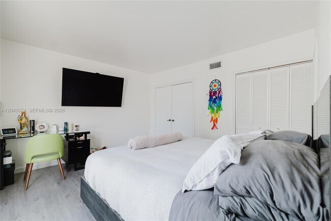 Foto del edificio - 3745 NE 171 St