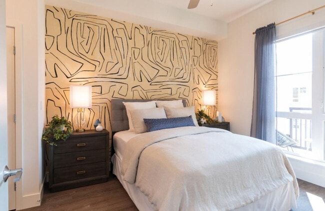 Foto del edificio - 1650 S Delaware St