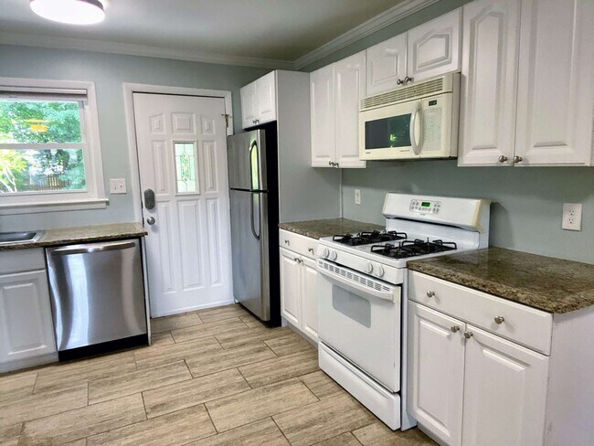 Foto del edificio - 4282 Roswell Rd