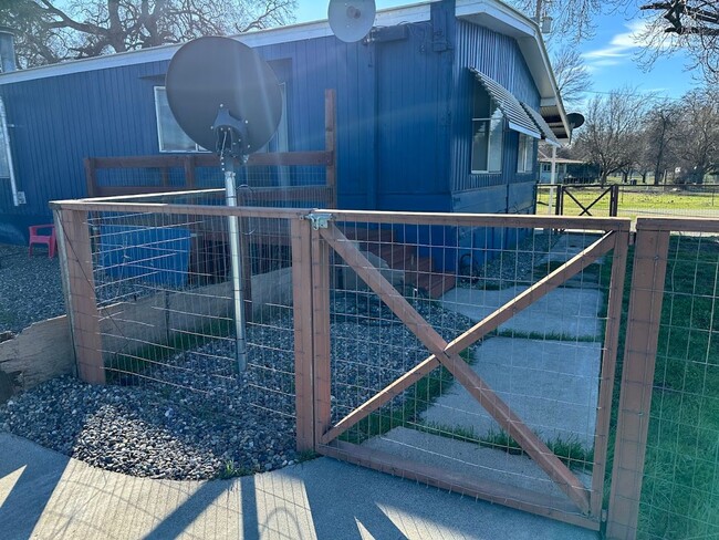 Foto del edificio - Well maintained mobile home in Cottonwood