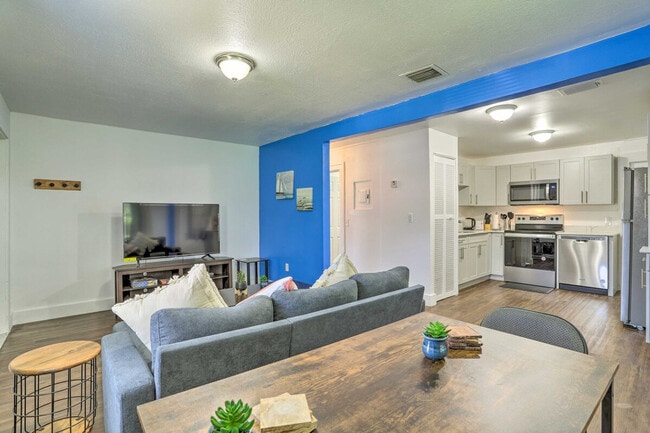 Foto del edificio - 1920 NW 47th St