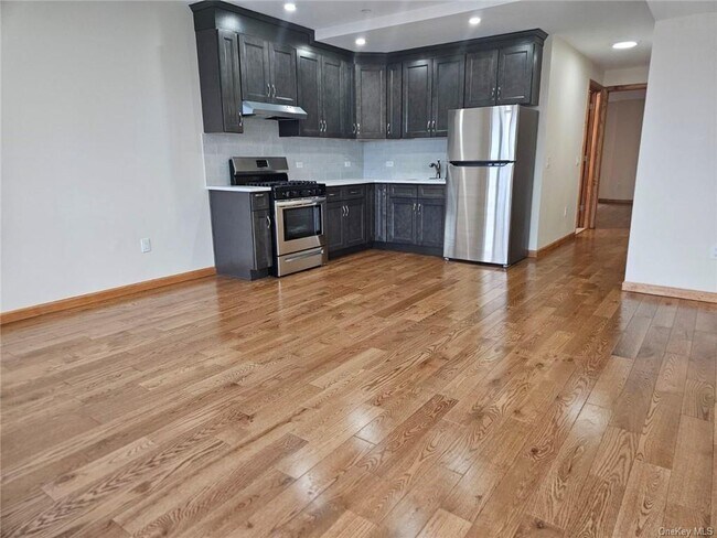 Foto del edificio - 3607 Greystone Ave