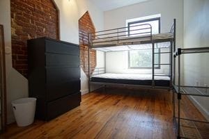 Building Photo - 123 Lewis Ave