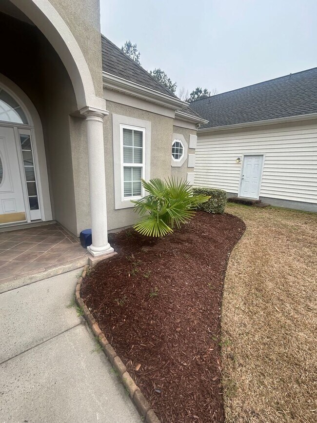 Foto del edificio - 4 BR, 2 BA unit in Wild Wing - Coming Soon!