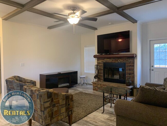 Foto del edificio - Modern Home Near New Market Center and Downtown Boone