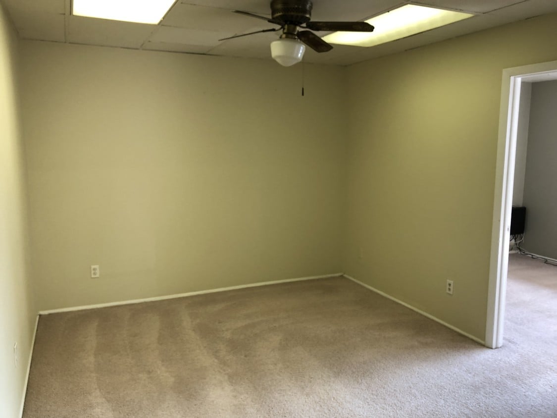 Dining Room - 120 Green St