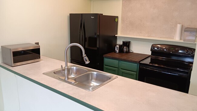 Foto del edificio - First Floor, 1 Bedroom, 1 Bath Condo, with...