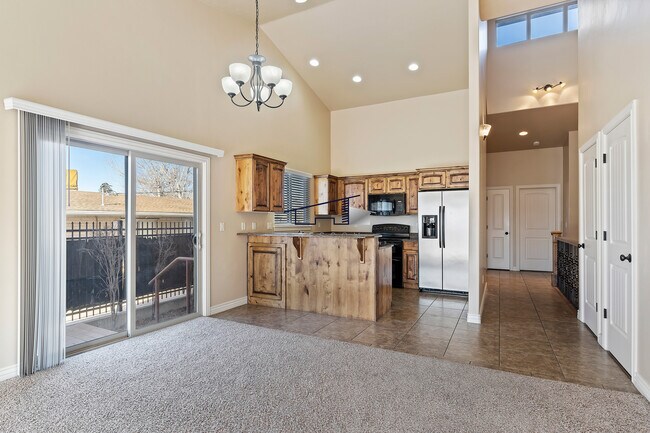 Building Photo - 759 W 4400 S