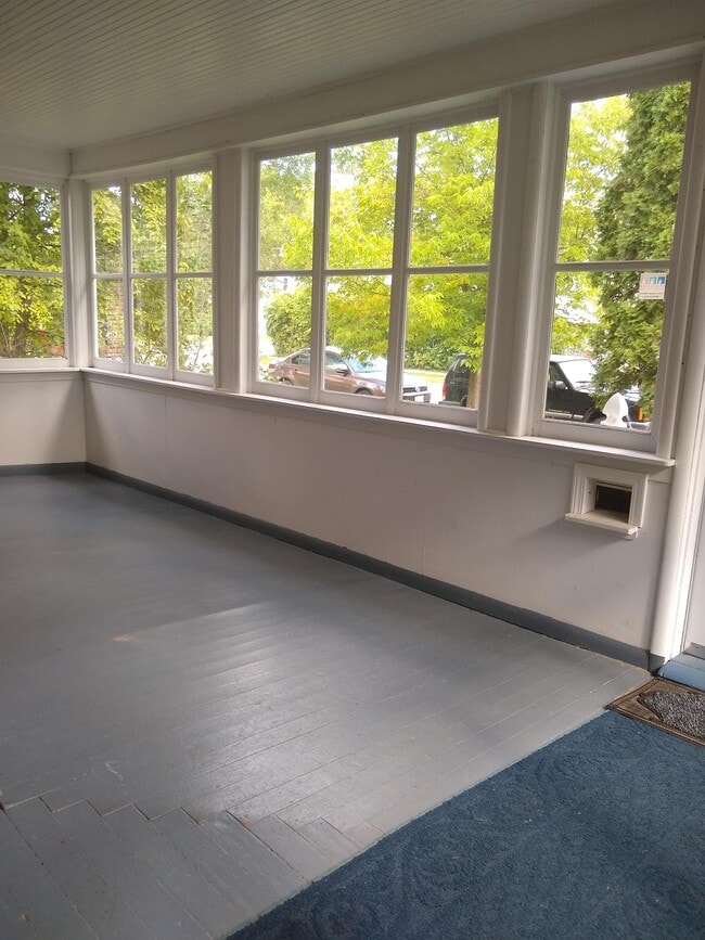 1007 Dewey Ave NE, Bemidji, MN 56601 House Rental in Bemidji, MN