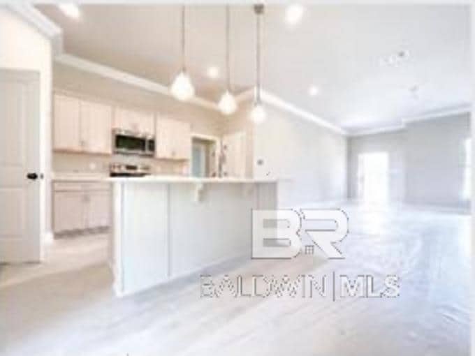 Building Photo - 6870 Summerset Dr